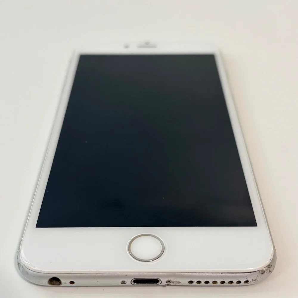Apple Smartphone A1522 iPhone 6 Plus Silver For Parts AS IS Not Working No Power